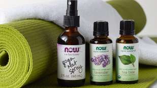 yoga mat spray, essential oils, lavender, towel