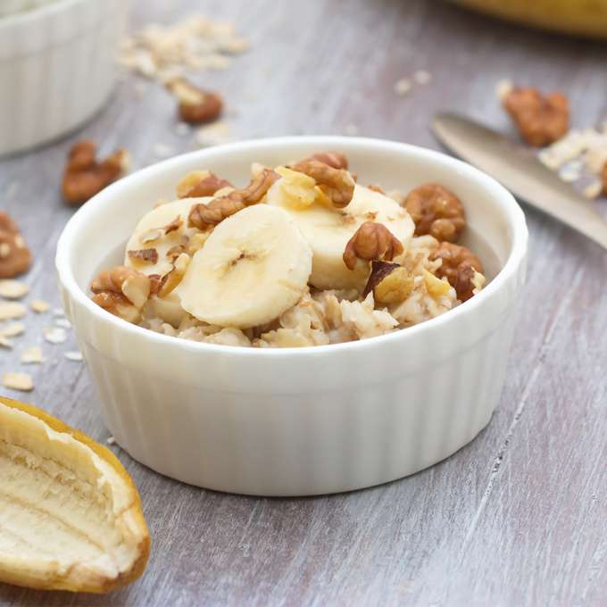 banana bread overnight oats thumb