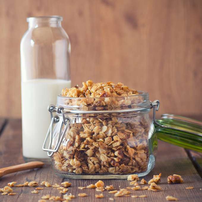 homemade muesli thumbnail