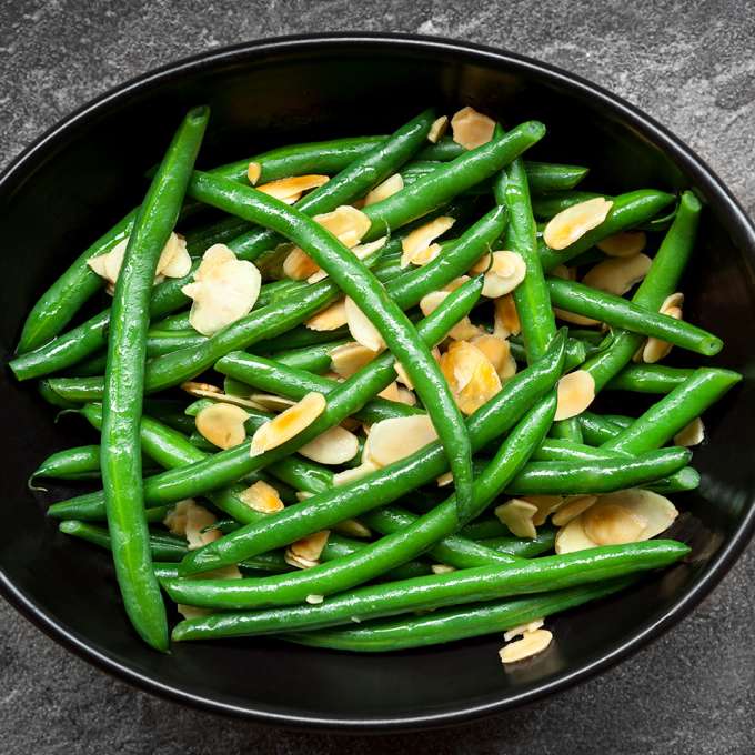 Green beans in a bowl