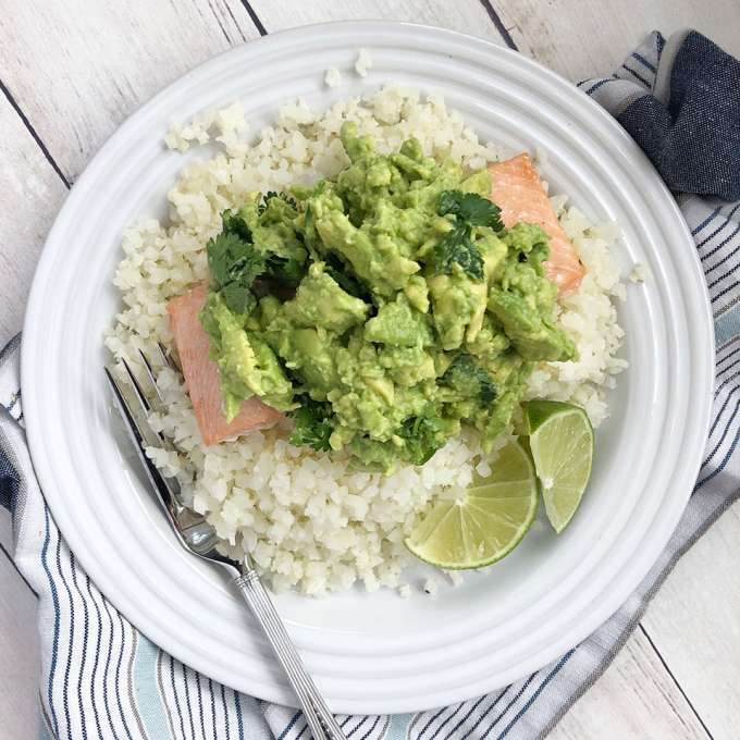 salmon avocado rice bowl thumb