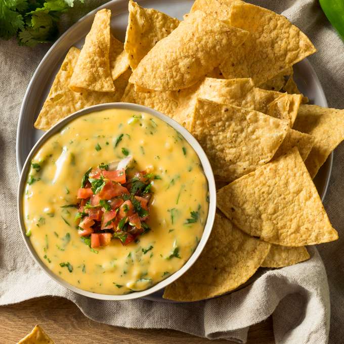 vegan queso dip thumbnail image