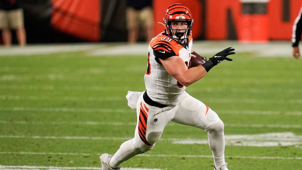 Football, Man, Running, Sports, Workout